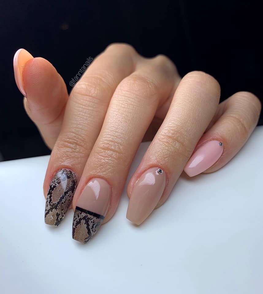 Venalisa UV/LED Gél Lakk 7.5 ml No.707 2