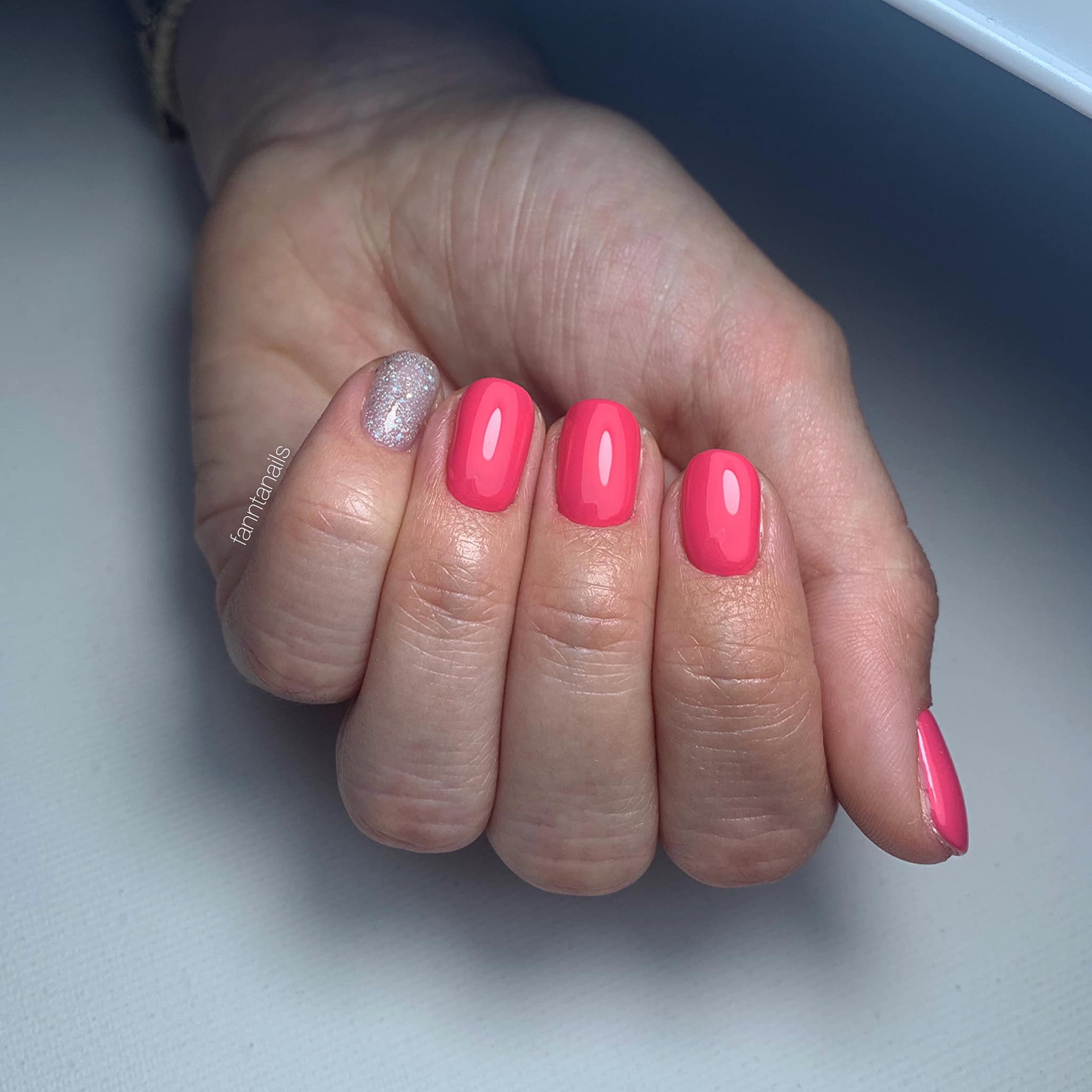 Venalisa UV/LED Gél Lakk 7.5 ml No.409 2