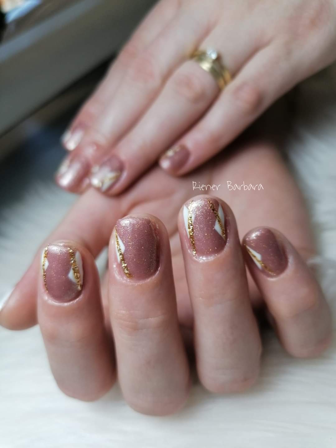 Venalisa UV/LED Gél Lakk 7.5 ml No.745 2