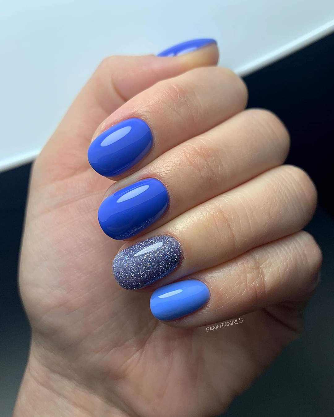 Venalisa UV/LED Gél Lakk 7.5 ml No.747 3