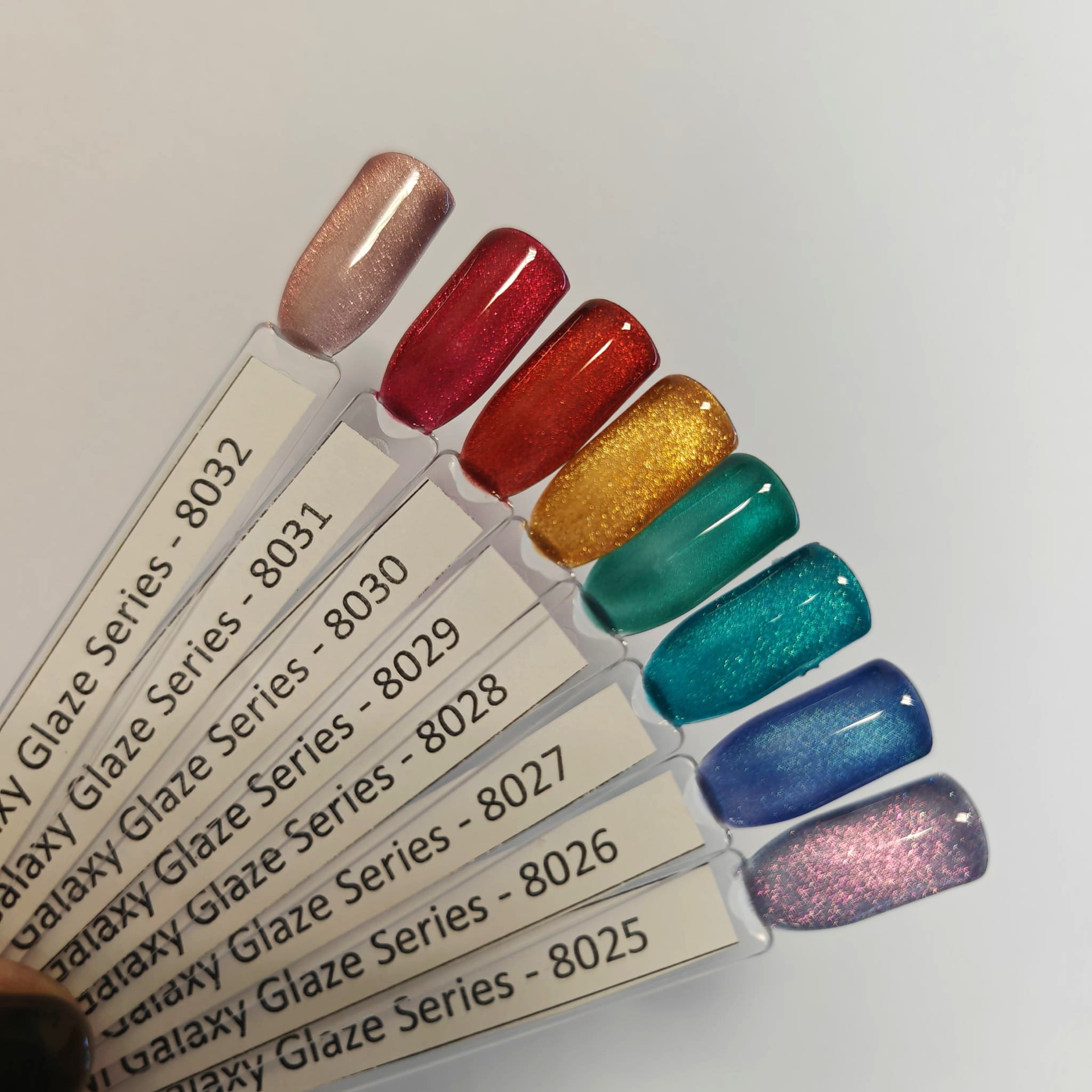 CANNI HEMA FREE UV/LED gél lakk 9ml No.8029 3