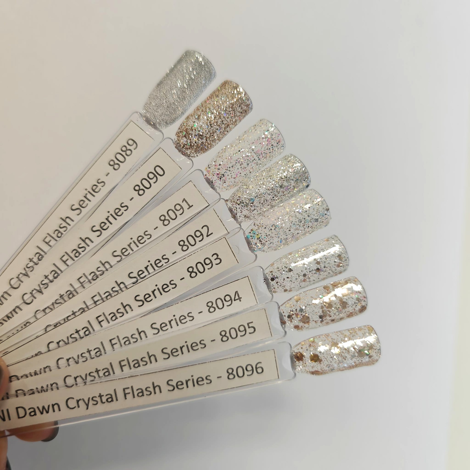 CANNI HEMA FREE UV/LED gél lakk 9ml No.8093 2