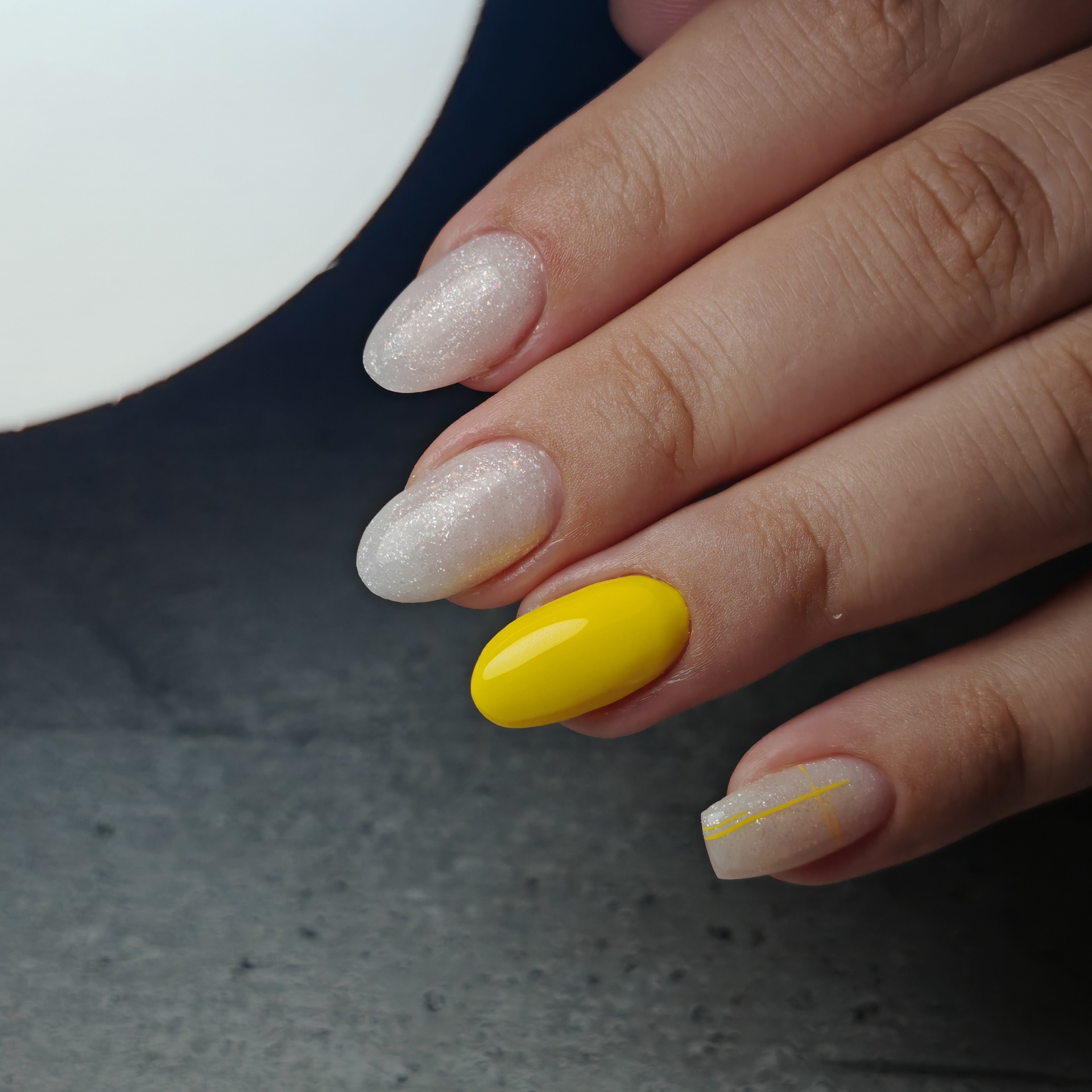 Venalisa UV/LED Gél Lakk 10 ml No.5037 3