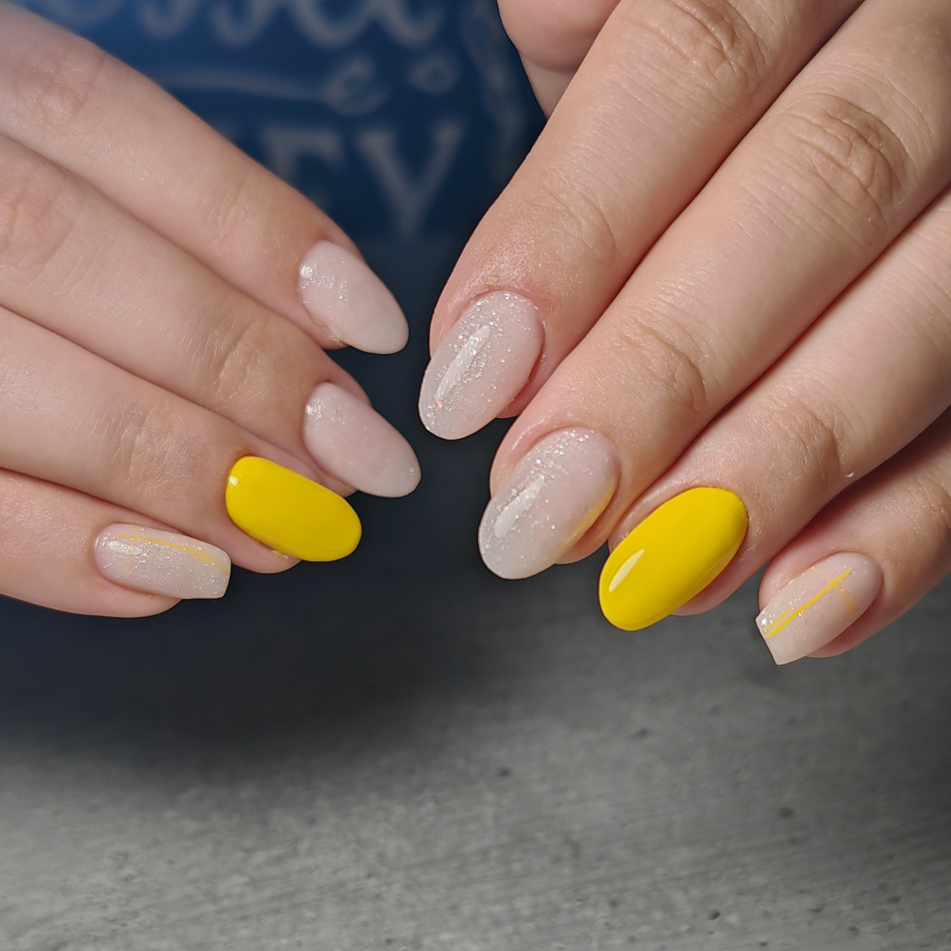 Venalisa UV/LED Gél Lakk 10 ml No.5037 4