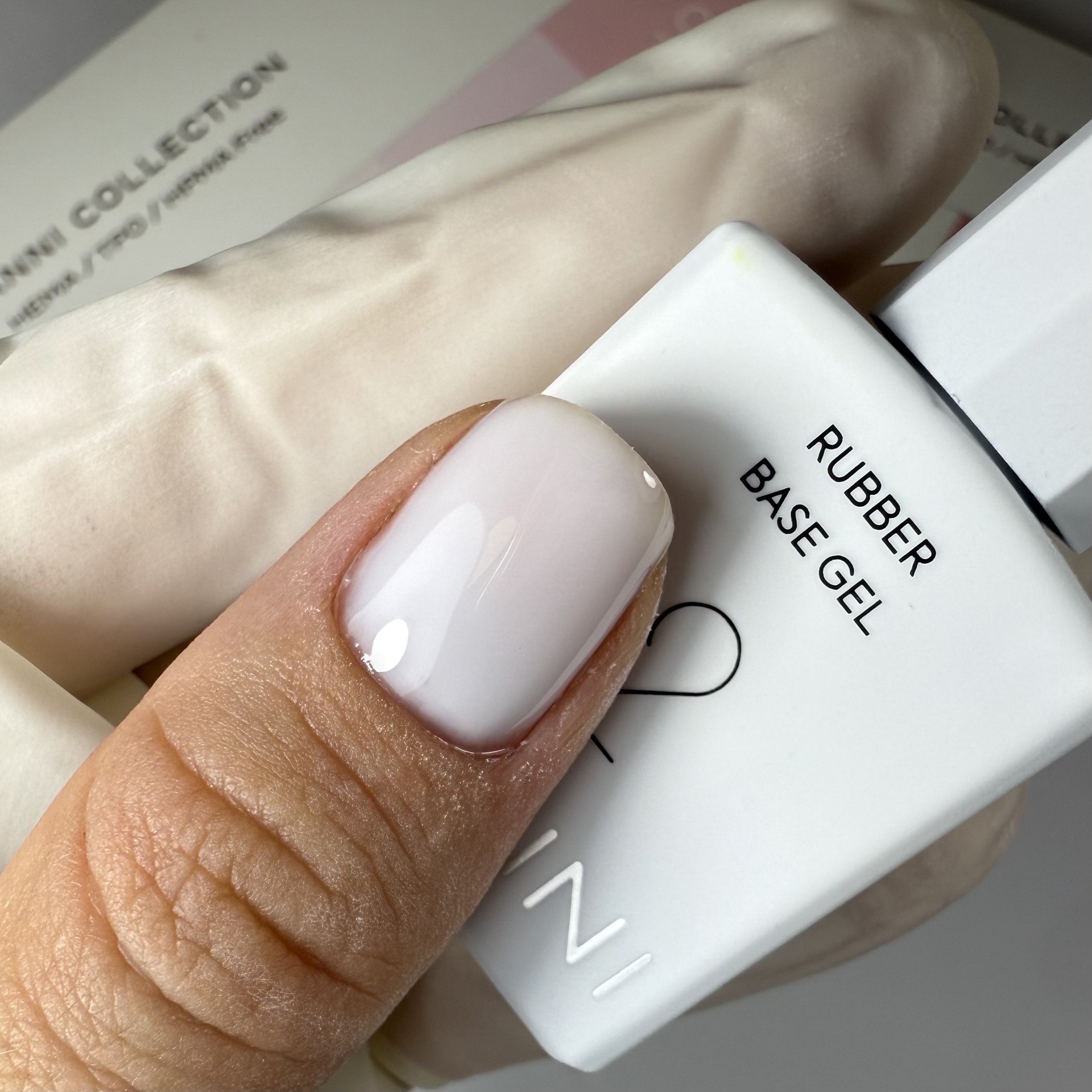 CANNI HEMA FREE Rubber Base Gel - 9 ml - X02 White 2