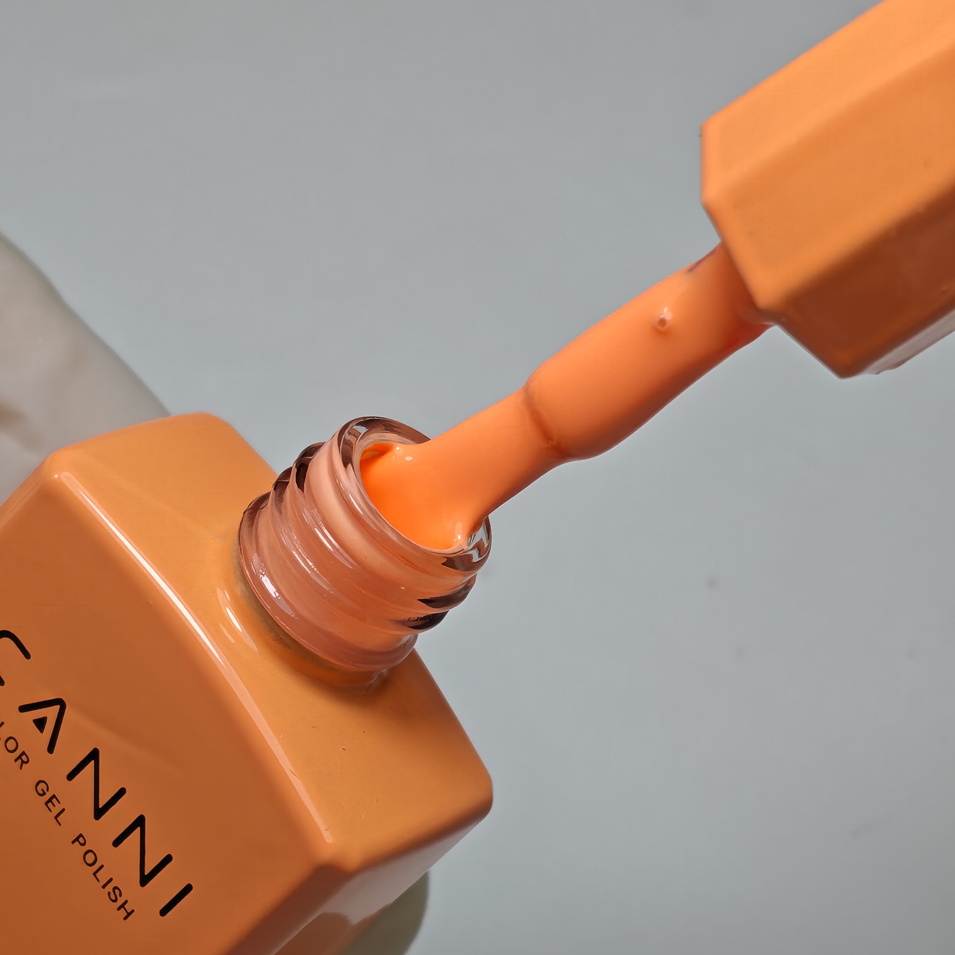 CANNI HEMA FREE UV/LED gél lakk 9ml No.9175 2