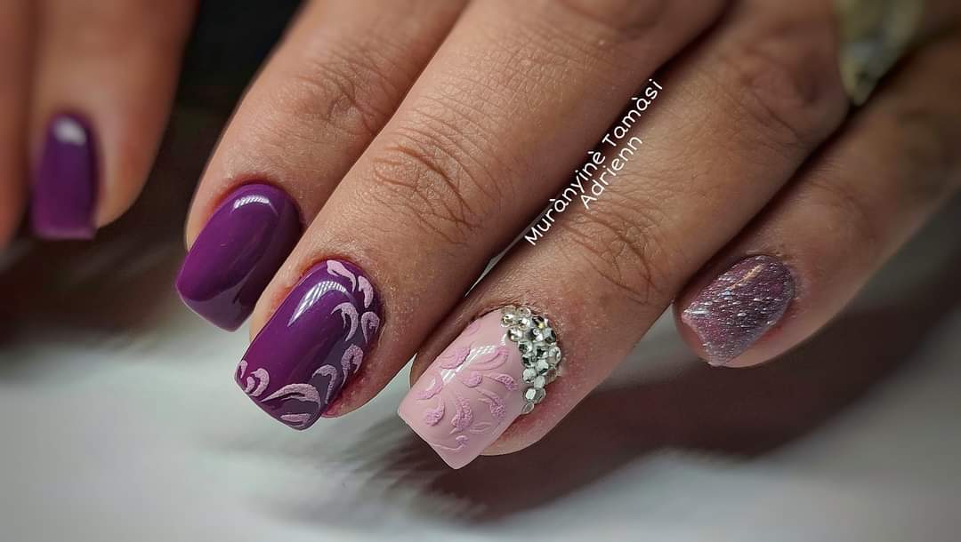 Venalisa UV/LED Gél Lakk No.065 7.5 ml 4