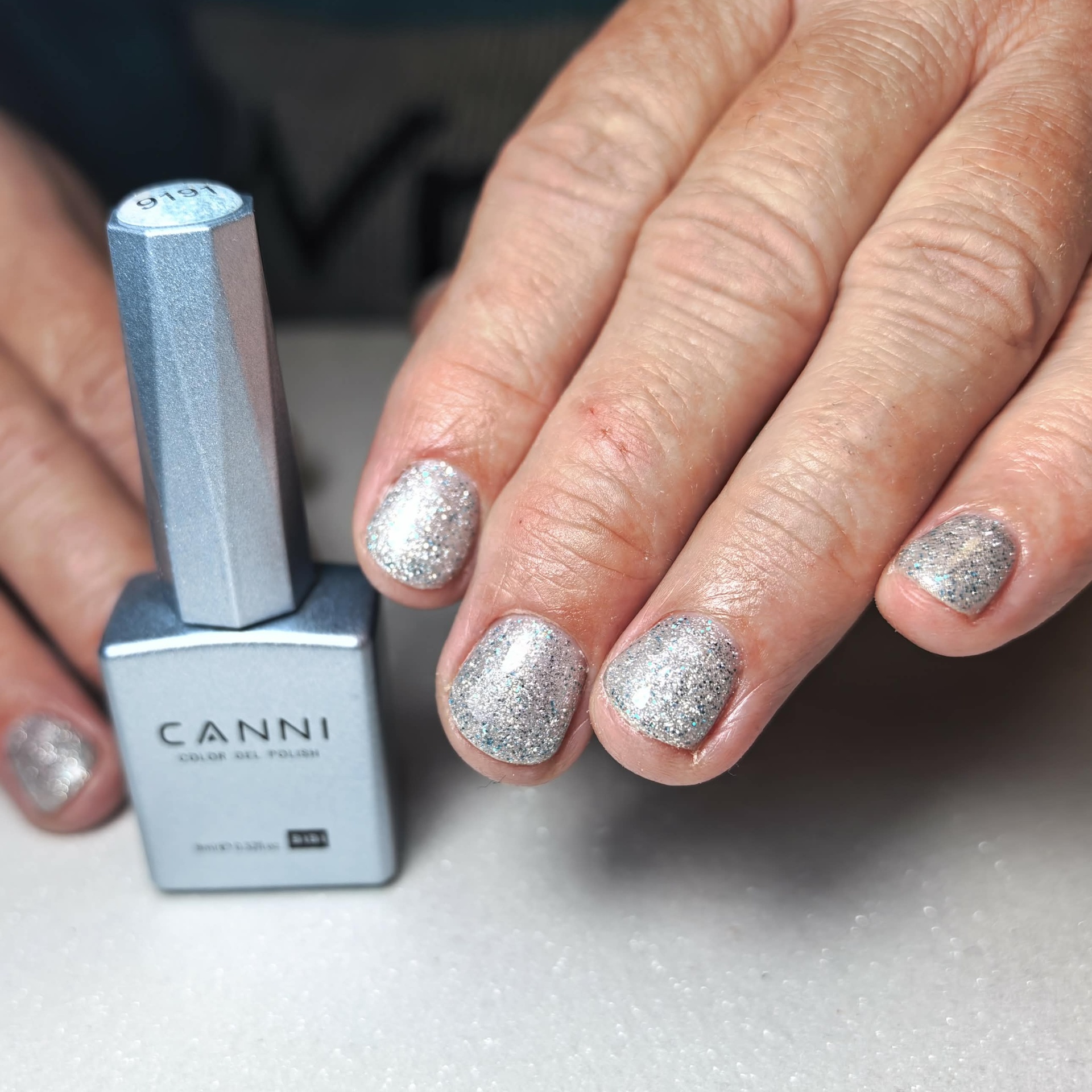 CANNI HEMA FREE UV/LED gél lakk 9ml No.9191 4