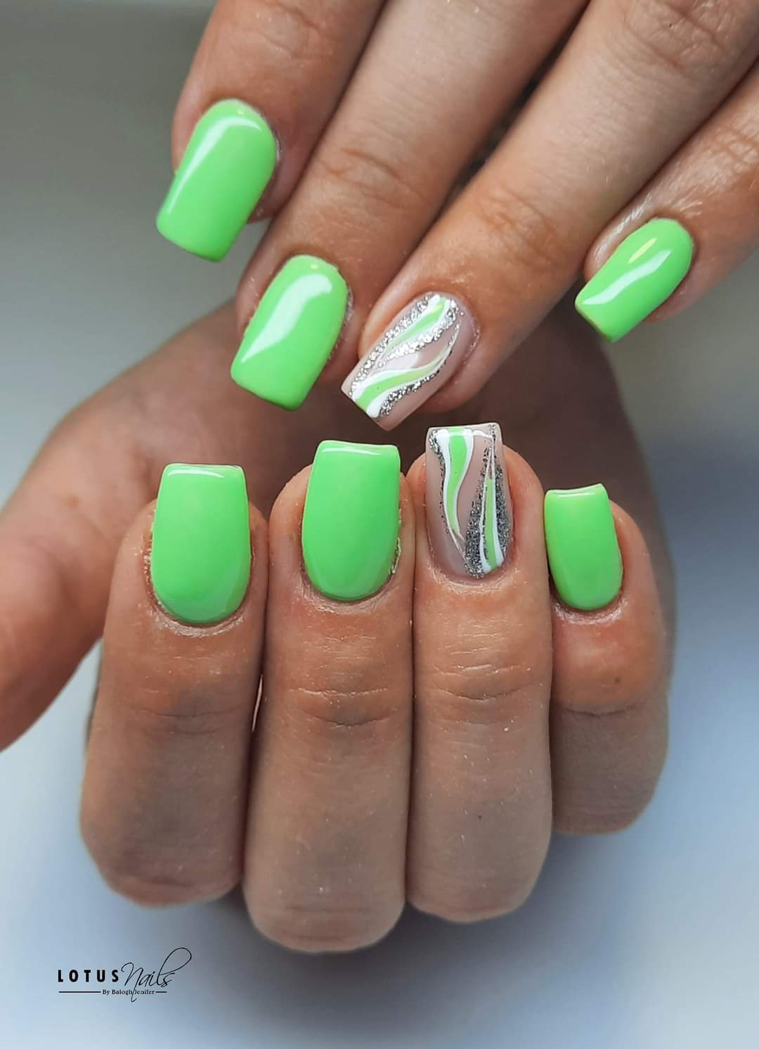 Venalisa UV/LED Gél Lakk No.090 7.5 ml 5