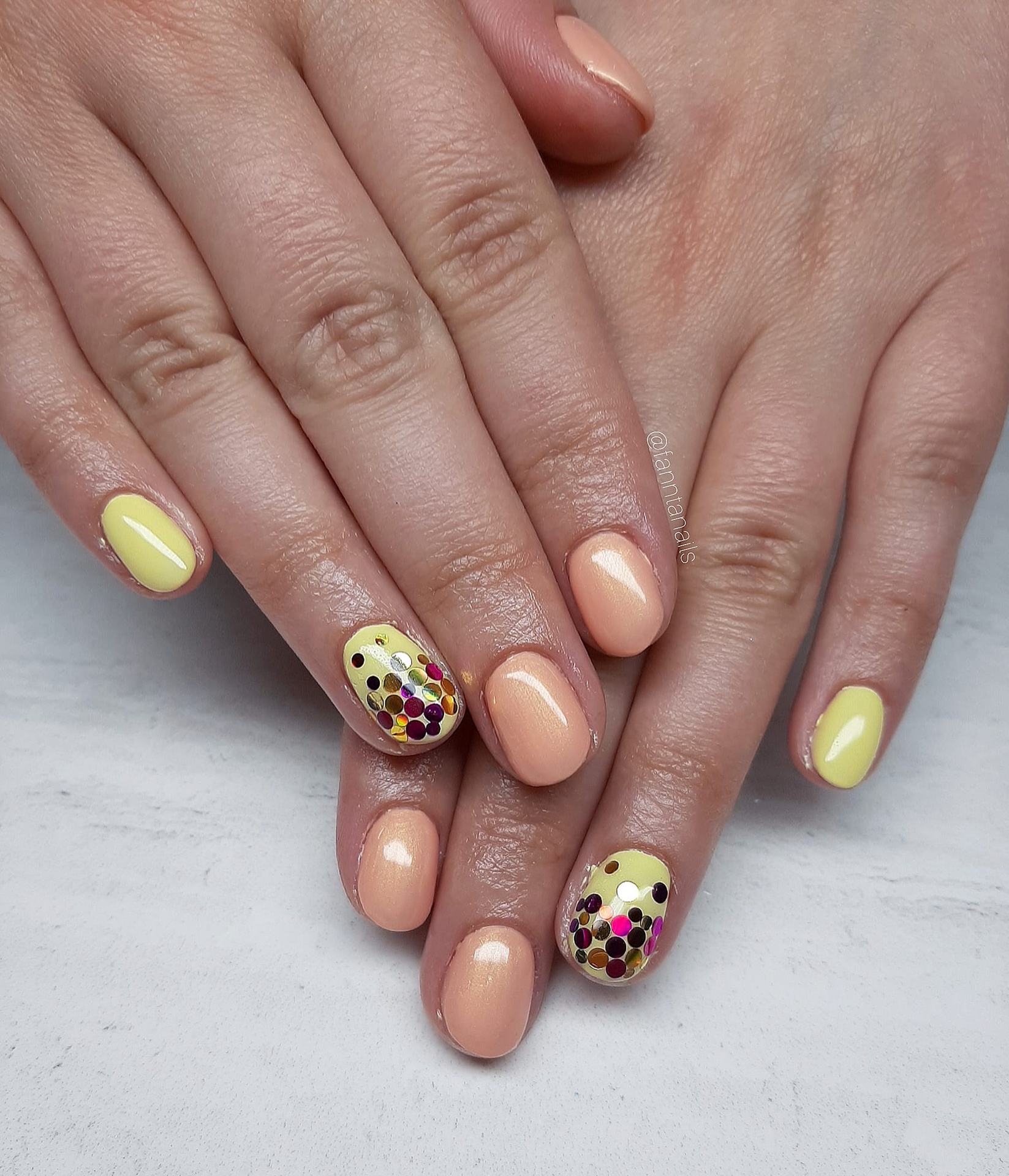 Venalisa UV/LED Gél Lakk No.949 7.5 ml 2