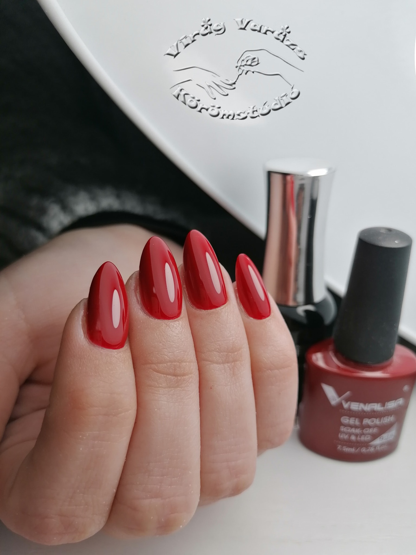 Venalisa UV/LED Gél Lakk No.928 7.5 ml 2