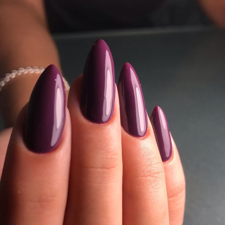 Venalisa UV/LED Gél Lakk No.930 7.5 ml 2